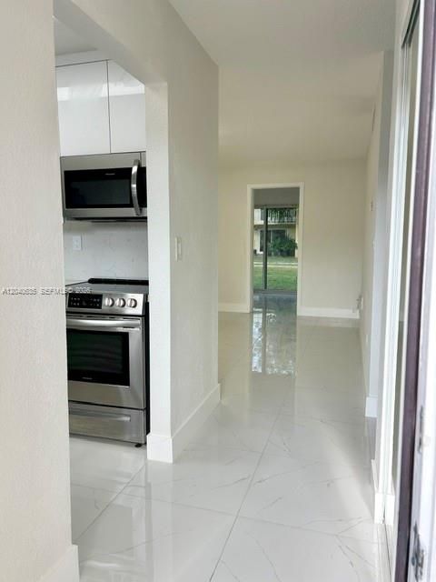 В аренду: $1,800 (1 спален, 1 ванн, 730 Квадратных фут)