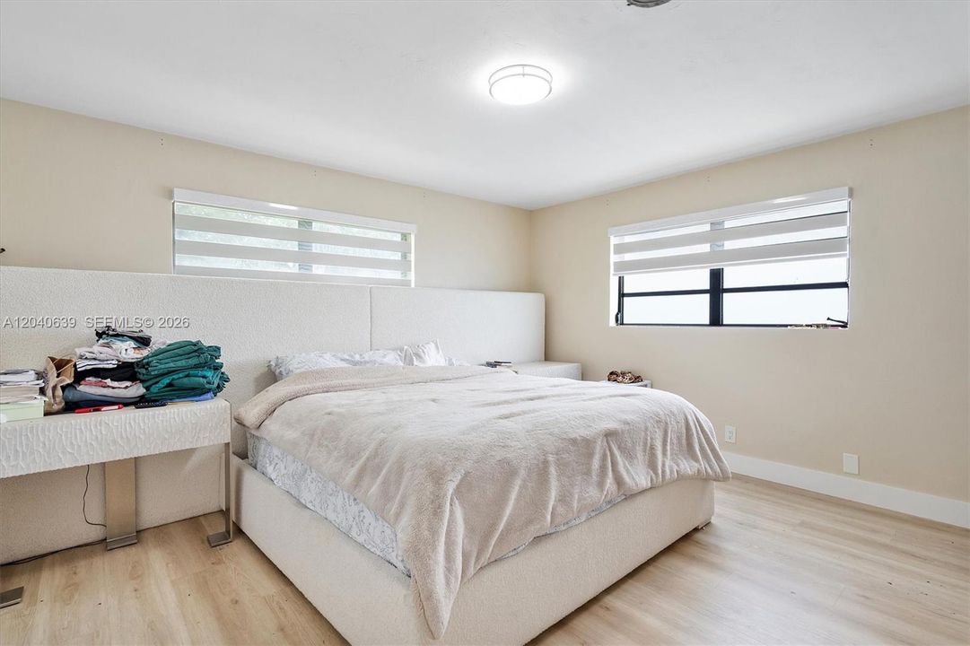 For Sale: $750,000 (4 beds, 3 baths, 2182 Square Feet)