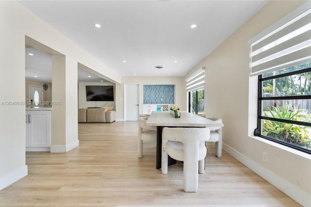 For Sale: $750,000 (4 beds, 3 baths, 2182 Square Feet)