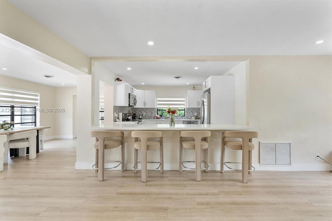 For Sale: $750,000 (4 beds, 3 baths, 2182 Square Feet)
