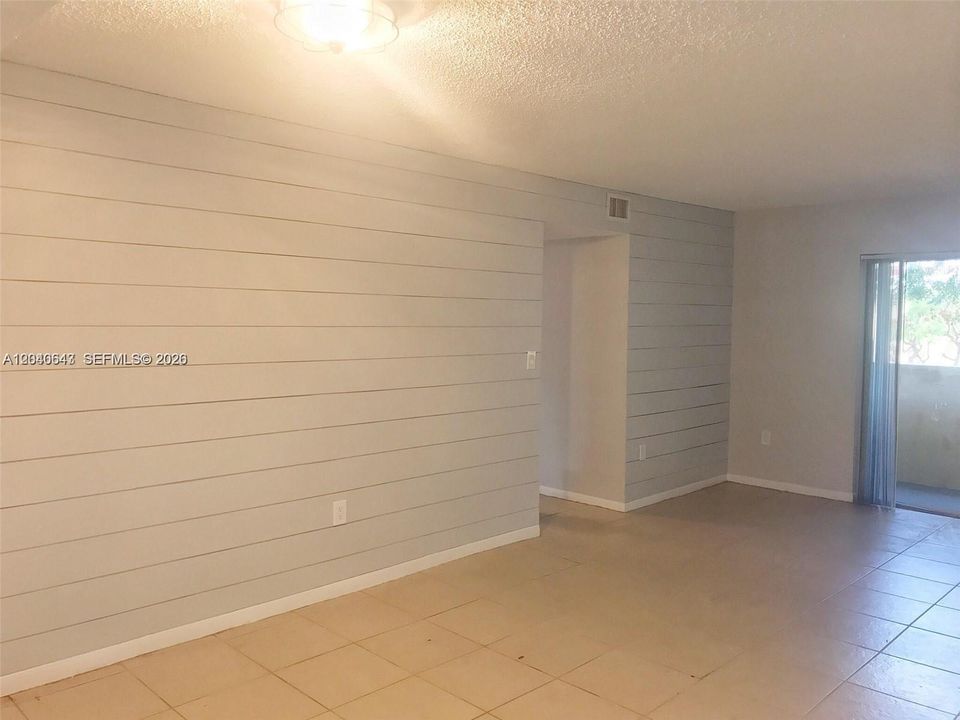 En Renta: $2,550 (3 camas, 2 baños, 1260 Pies cuadrados)