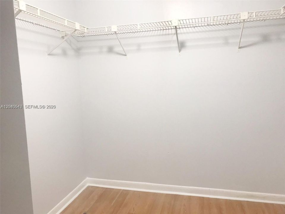 En Renta: $2,550 (3 camas, 2 baños, 1260 Pies cuadrados)