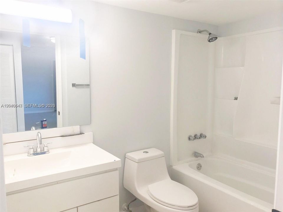 En Renta: $2,550 (3 camas, 2 baños, 1260 Pies cuadrados)