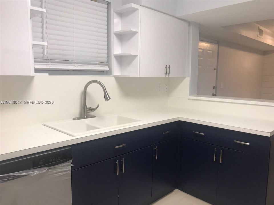 En Renta: $2,550 (3 camas, 2 baños, 1260 Pies cuadrados)