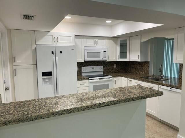 180 kitchen 1