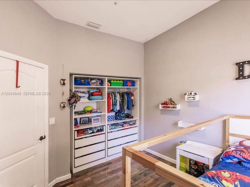 En Renta: $3,200 (3 camas, 2 baños, 1373 Pies cuadrados)