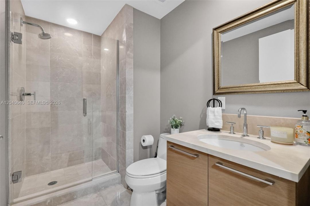 For Rent: $9,000 (2 beds, 3 baths, 1479 Square Feet)