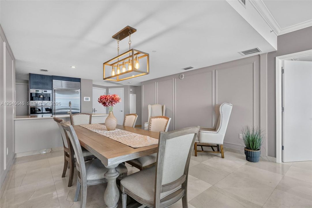For Rent: $9,000 (2 beds, 3 baths, 1479 Square Feet)