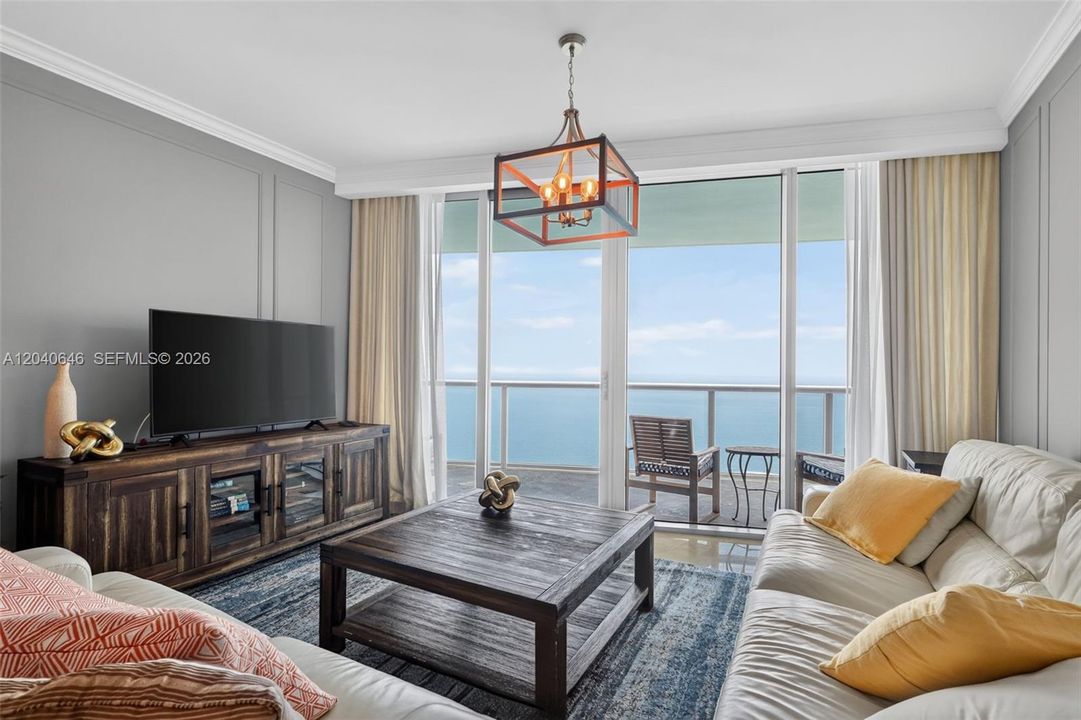 For Rent: $9,000 (2 beds, 3 baths, 1479 Square Feet)