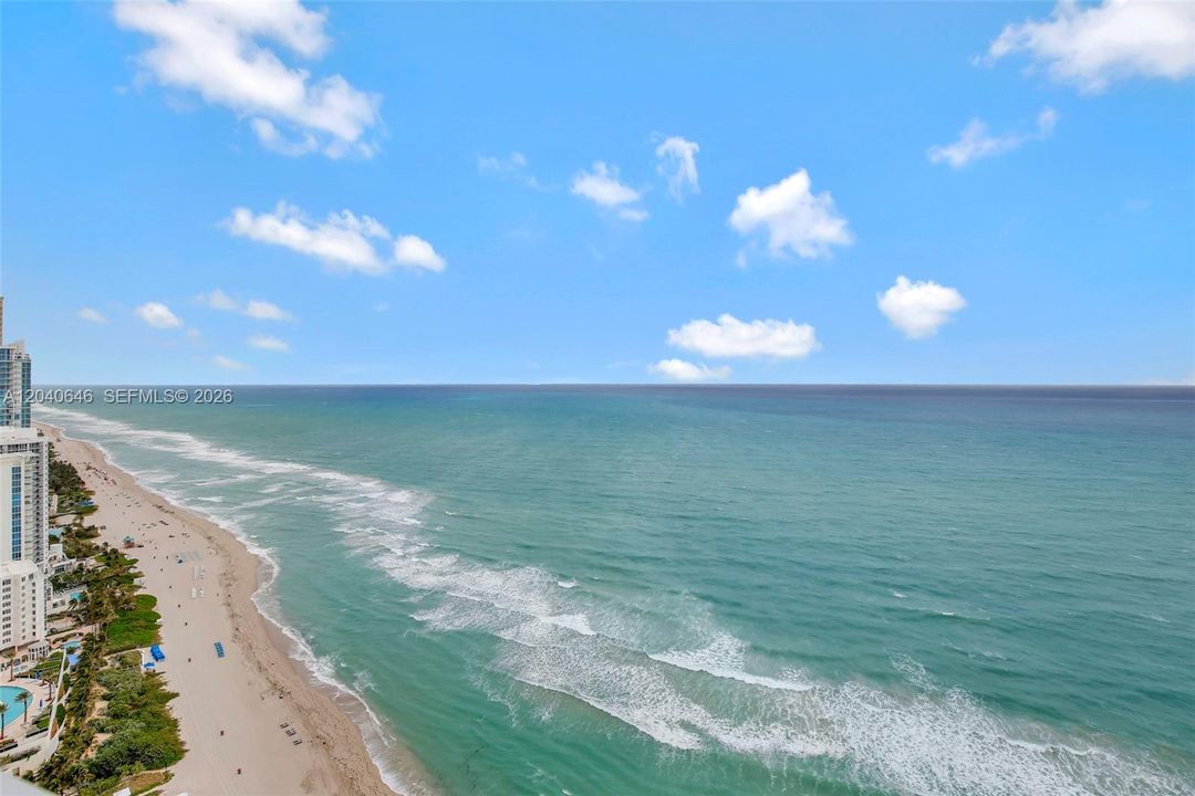 For Rent: $9,000 (2 beds, 3 baths, 1479 Square Feet)