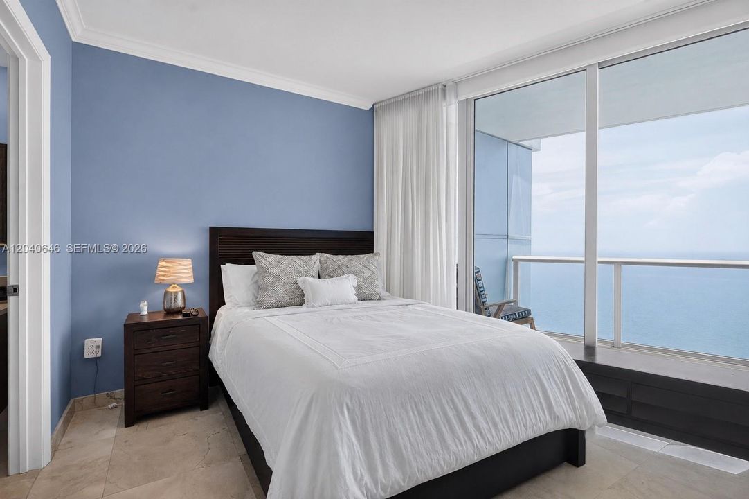 For Rent: $9,000 (2 beds, 3 baths, 1479 Square Feet)