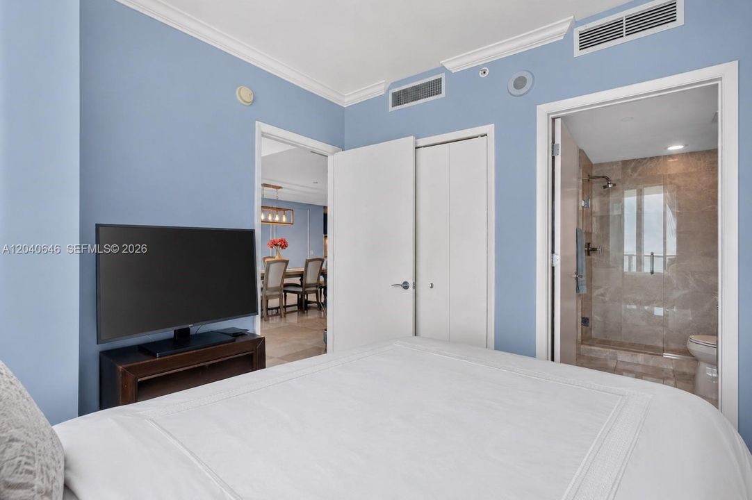 For Rent: $9,000 (2 beds, 3 baths, 1479 Square Feet)