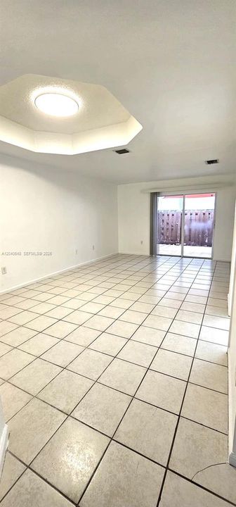 En Renta: $2,550 (3 camas, 2 baños, 1150 Pies cuadrados)