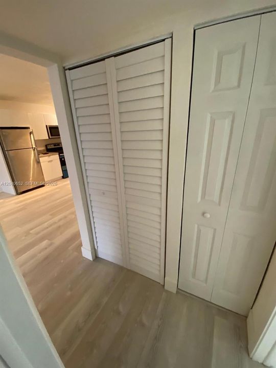 For Rent: $1,800 (1 beds, 1 baths, 725 Square Feet)