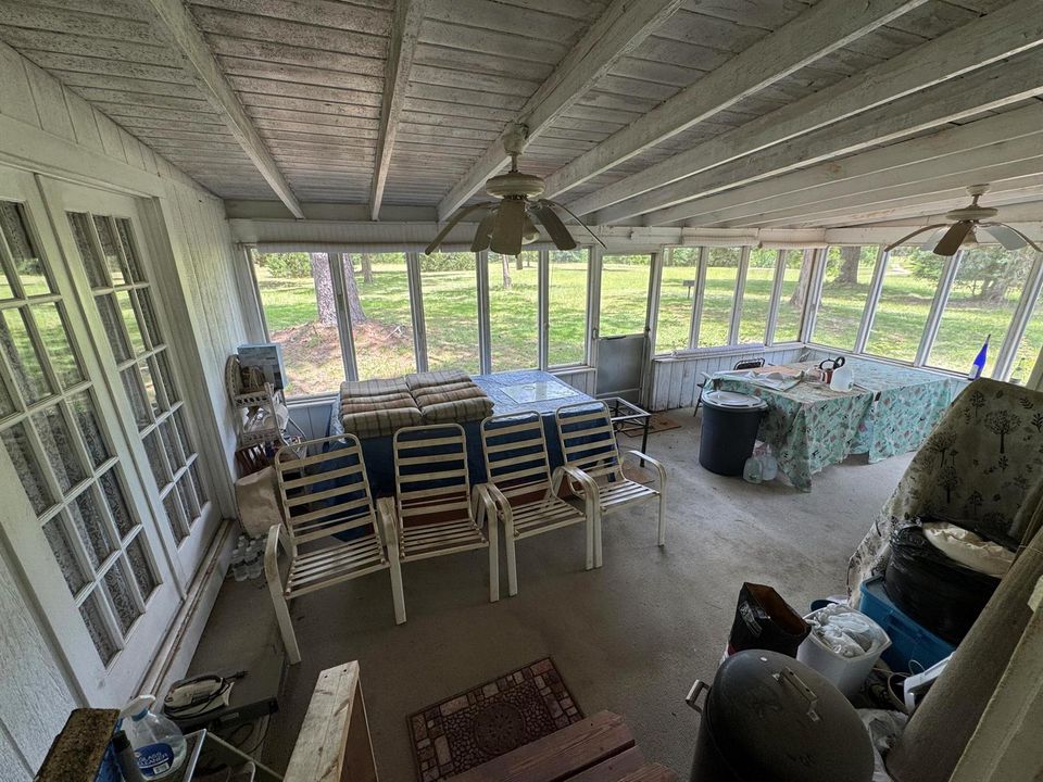 Screened Porch 2