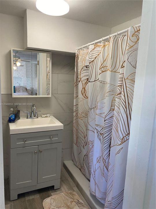 For Sale: $590,000 (4 beds, 2 baths, 1705 Square Feet)