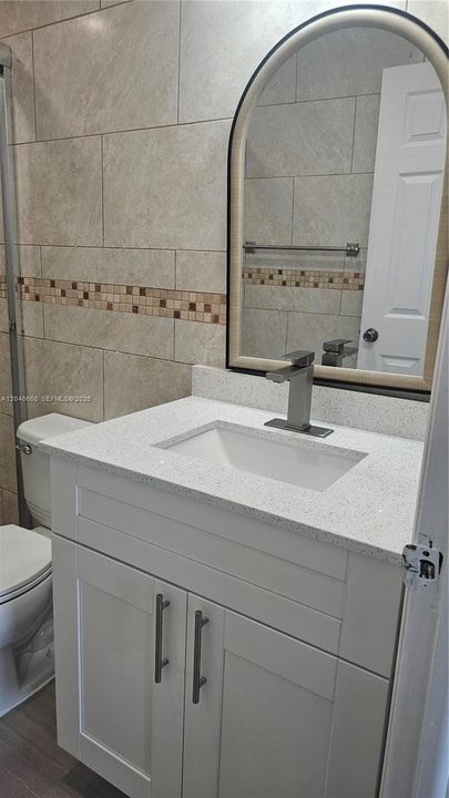For Rent: $2,200 (2 beds, 2 baths, 996 Square Feet)