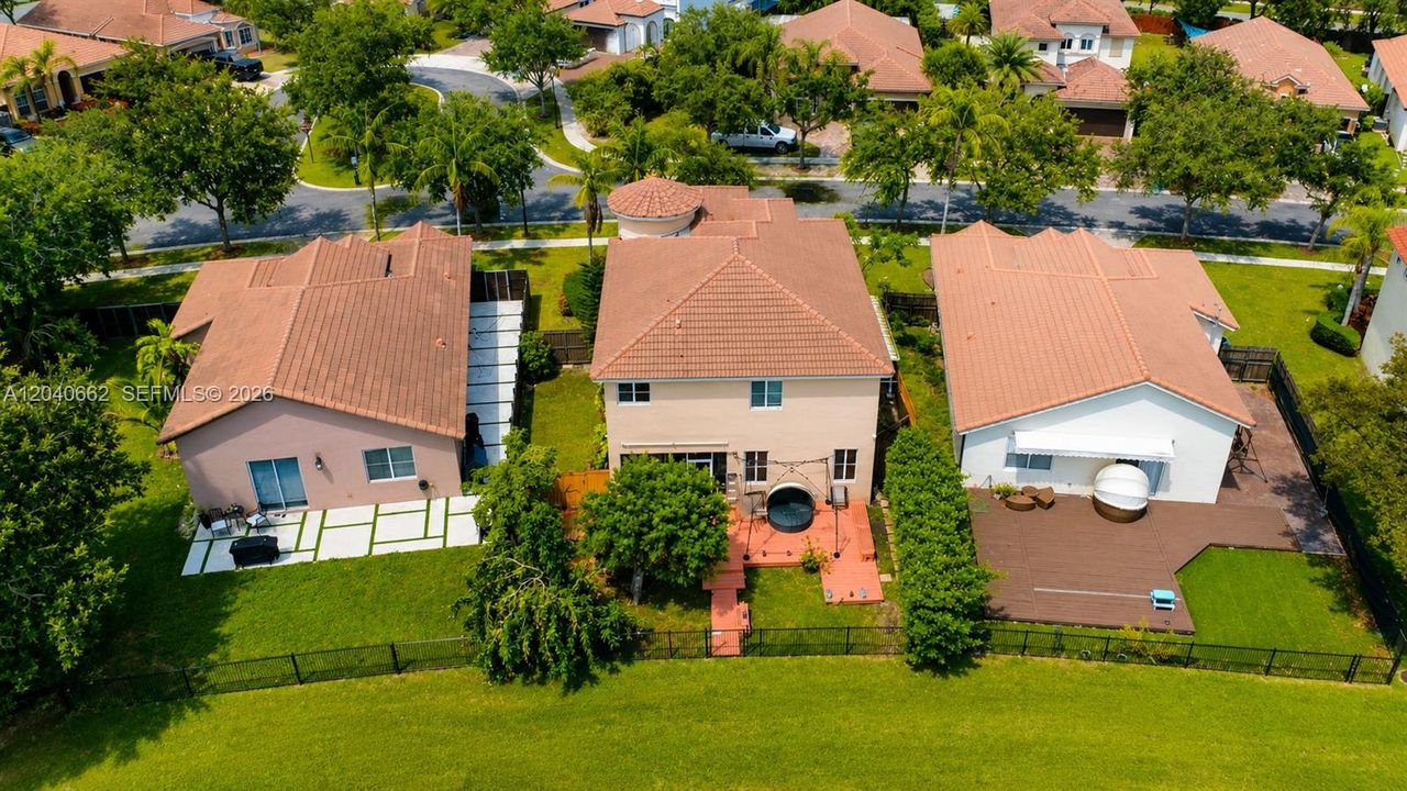 На продажу: $640,000 (5 спален, 3 ванн, 3080 Квадратных фут)