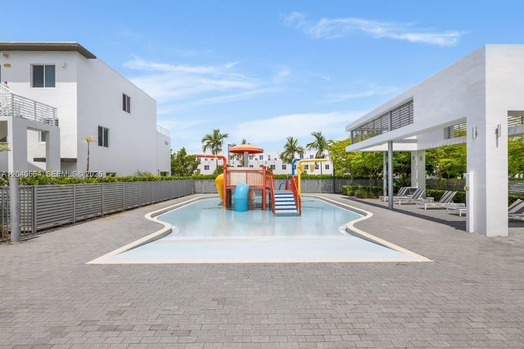 For Sale: $915,000 (4 beds, 3 baths, 2437 Square Feet)