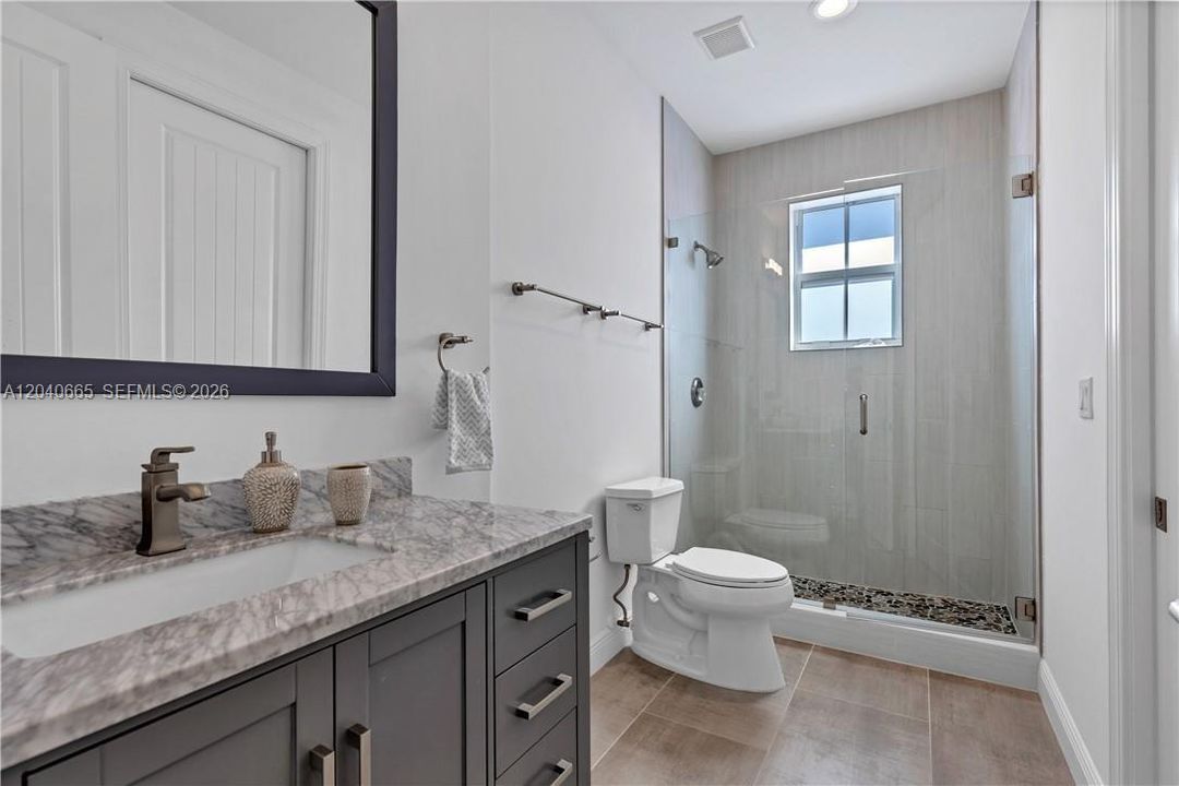 For Rent: $6,750 (4 beds, 3 baths, 2680 Square Feet)