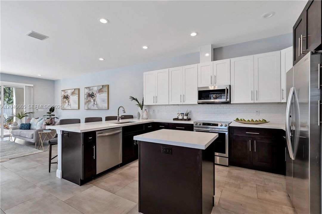 For Rent: $6,750 (4 beds, 3 baths, 2680 Square Feet)
