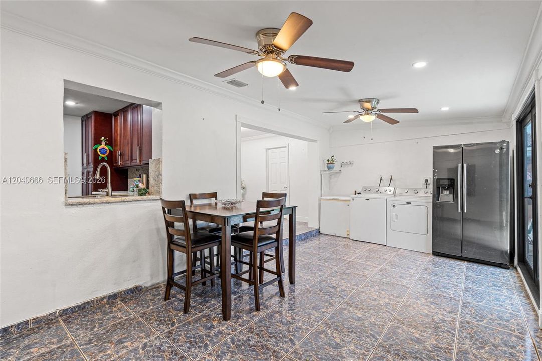 For Sale: $760,000 (4 beds, 3 baths, 1791 Square Feet)