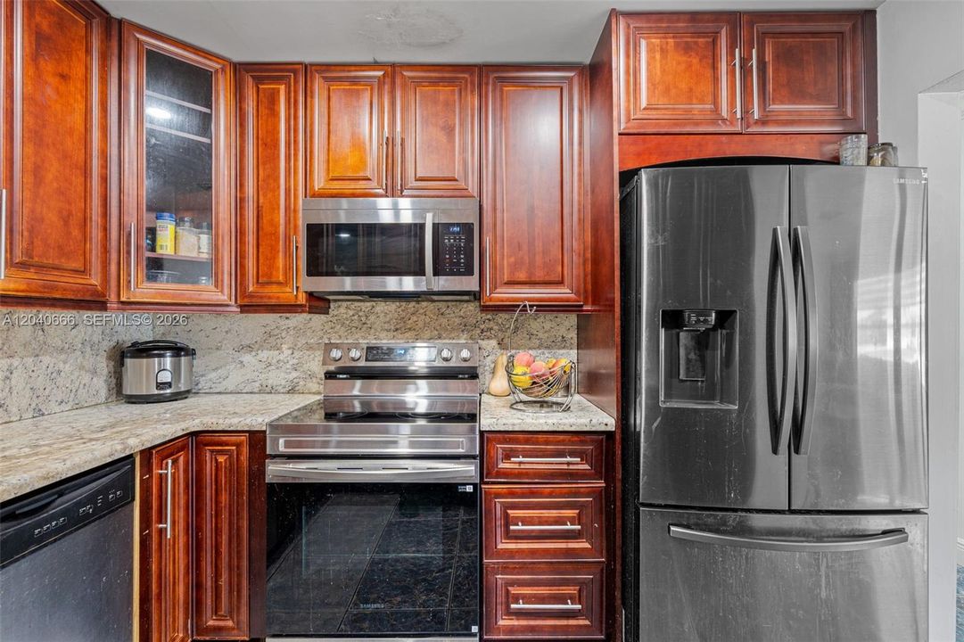 For Sale: $760,000 (4 beds, 3 baths, 1791 Square Feet)