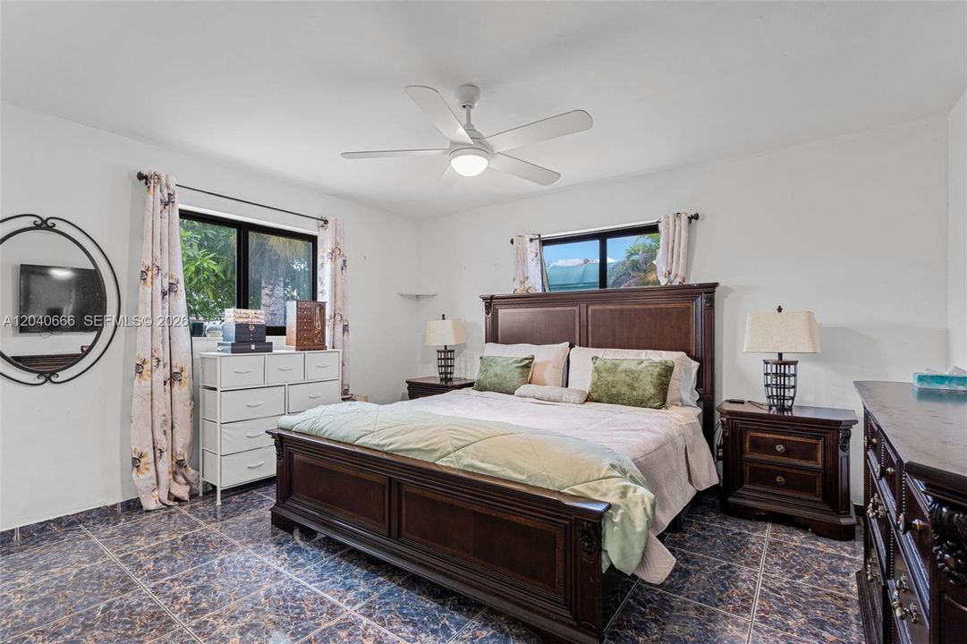 For Sale: $760,000 (4 beds, 3 baths, 1791 Square Feet)