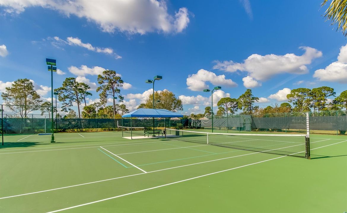 Tennis