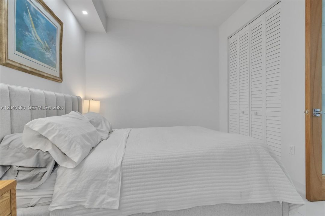 For Rent: $4,200 (2 beds, 2 baths, 824 Square Feet)