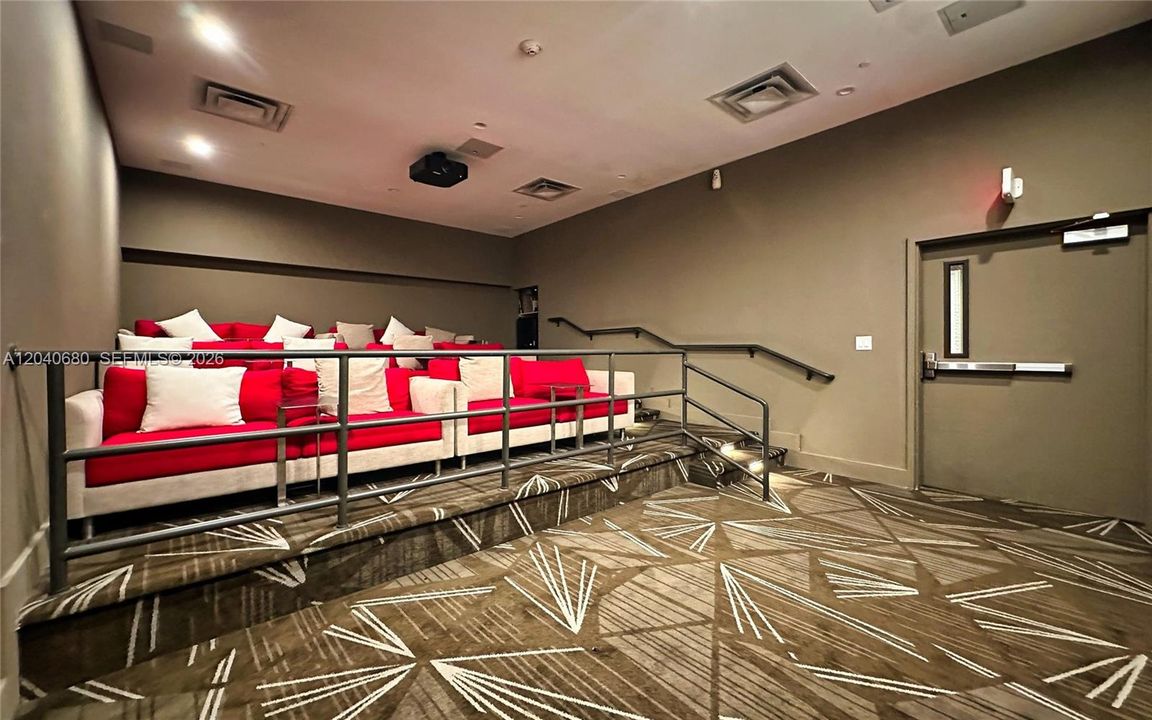 For Rent: $4,200 (2 beds, 2 baths, 824 Square Feet)