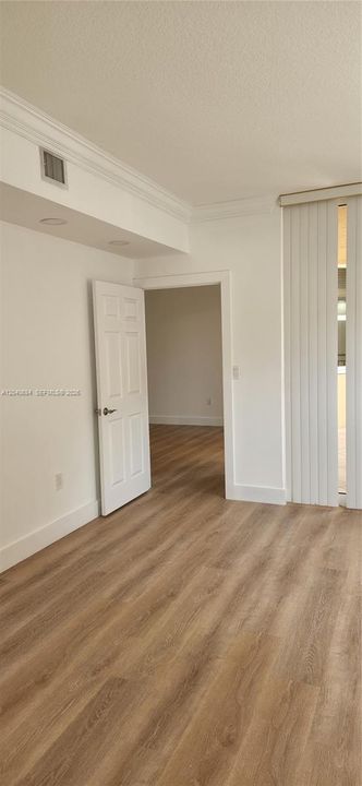 For Rent: $4,000 (2 beds, 2 baths, 1053 Square Feet)