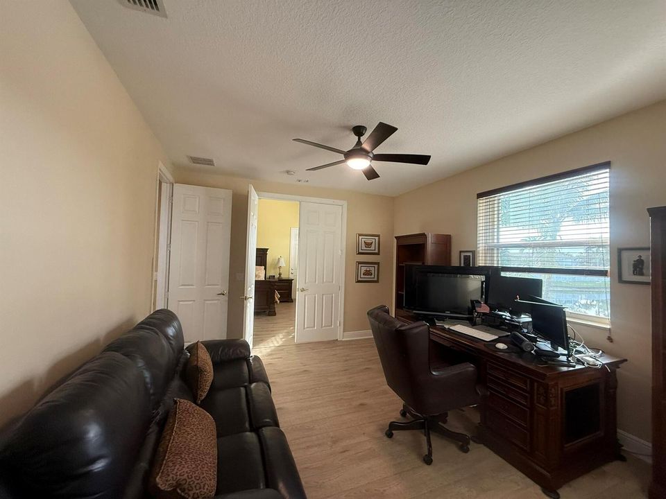 Separate room off primary suite office o