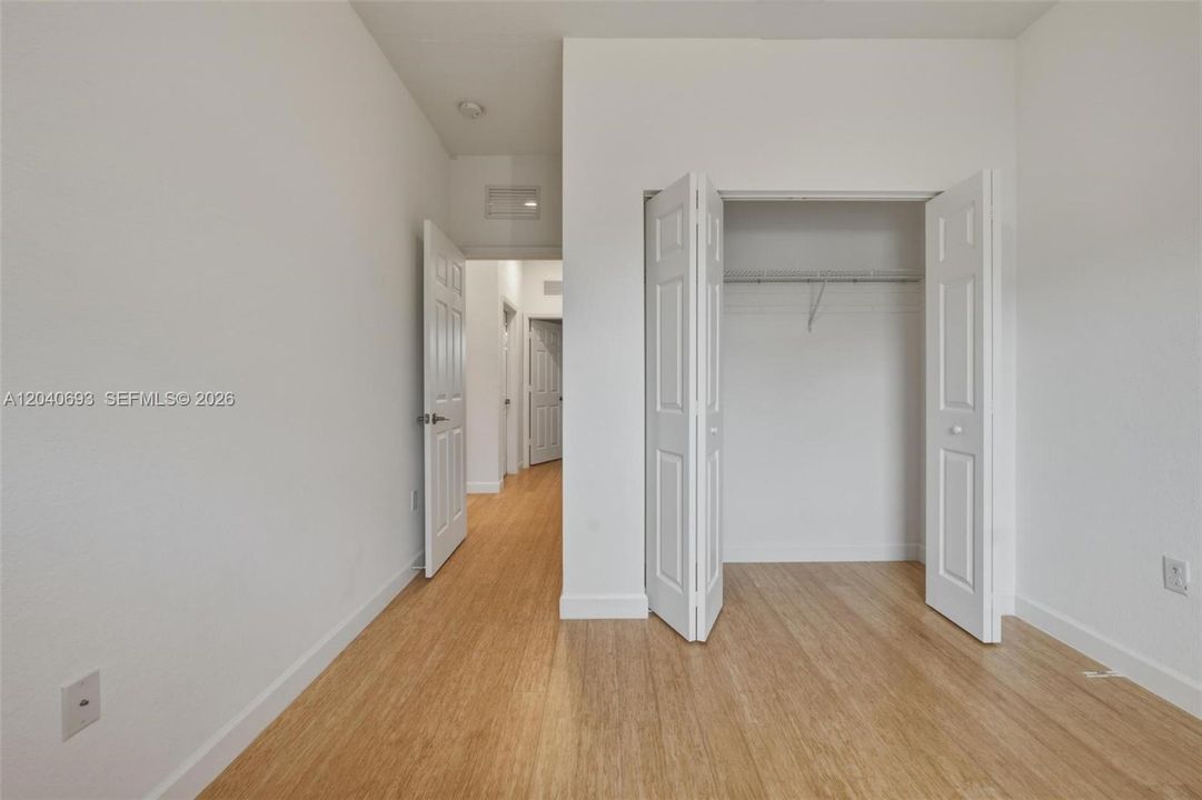 На продажу: $559,000 (3 спален, 2 ванн, 1539 Квадратных фут)