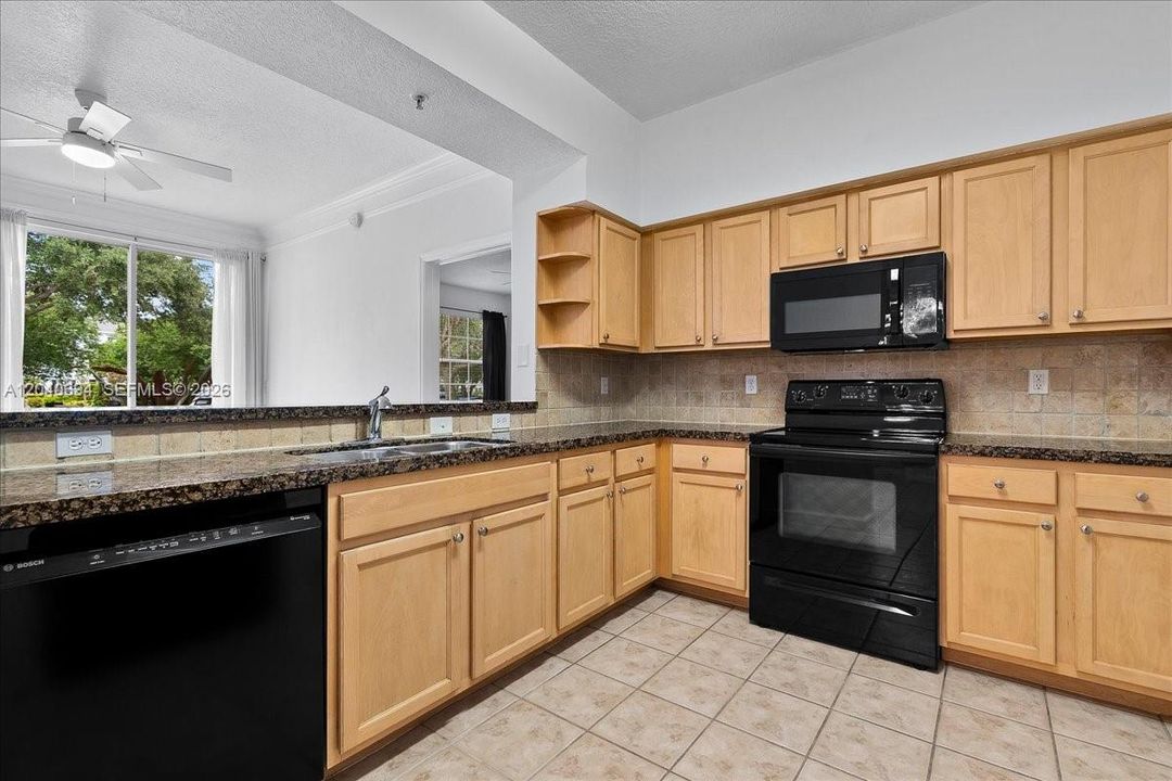 En Venta: $365,000 (2 camas, 2 baños, 1194 Pies cuadrados)