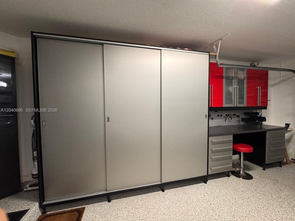 В аренду: $6,700 (4 спален, 2 ванн, 2434 Квадратных фут)