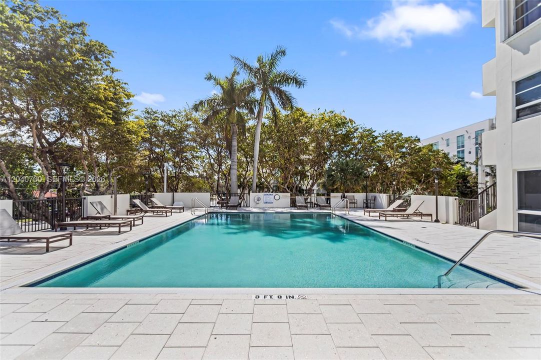 For Rent: $4,950 (2 beds, 2 baths, 1534 Square Feet)