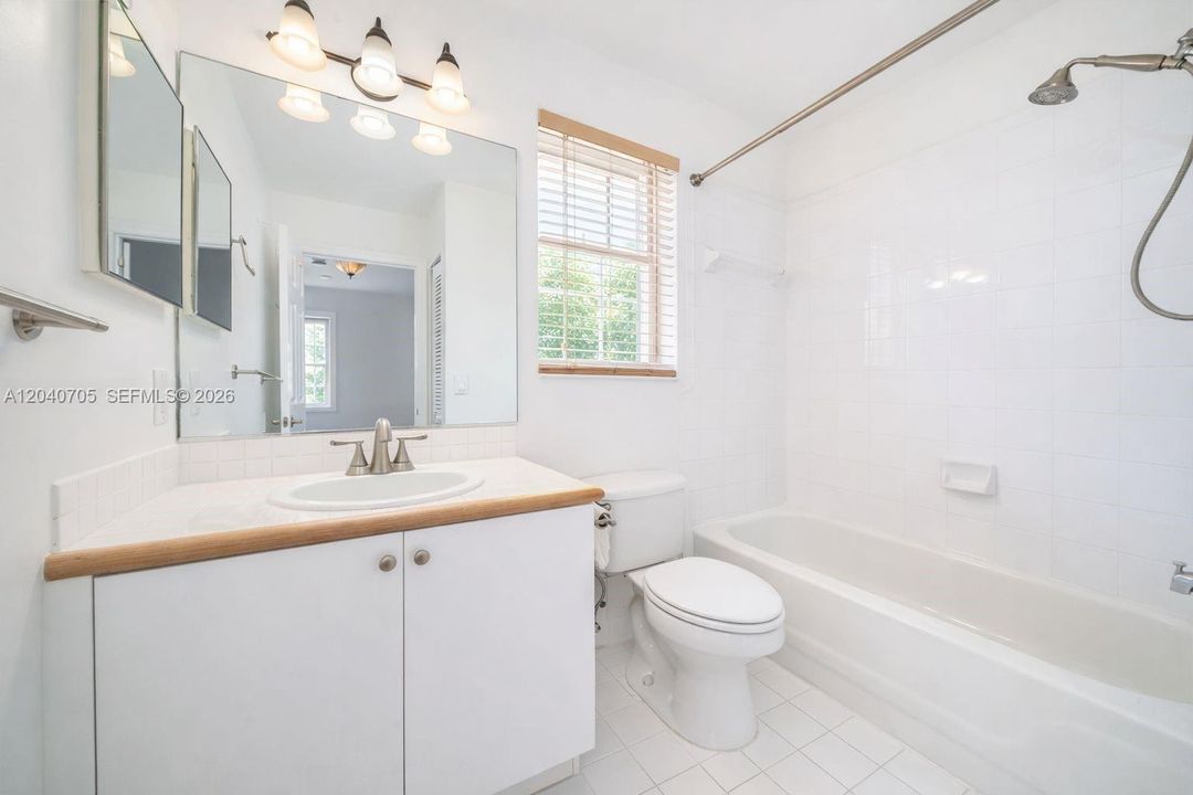 2nd Bathroom