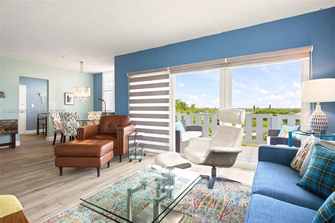 For Sale: $189,000 (2 beds, 2 baths, 1284 Square Feet)