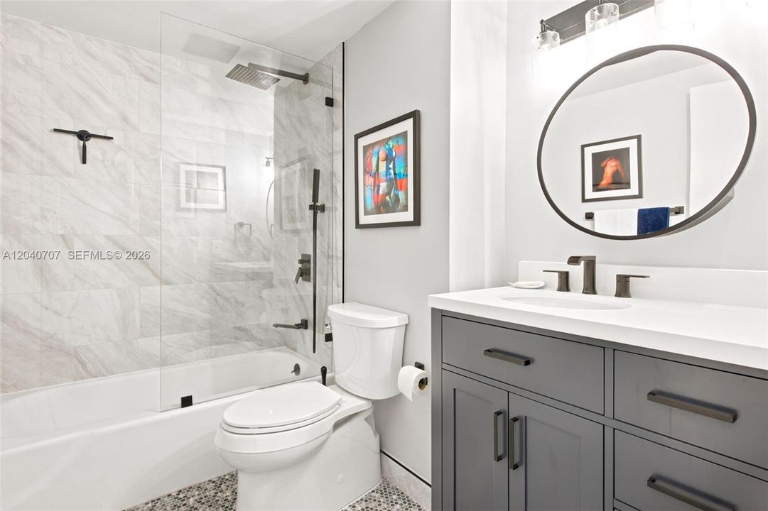 For Sale: $189,000 (2 beds, 2 baths, 1284 Square Feet)