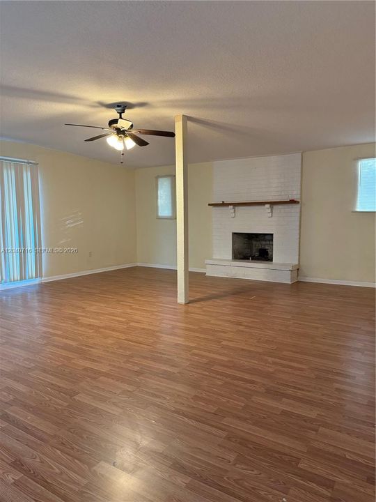 For Rent: $1,699 (3 beds, 2 baths, 0 Square Feet)