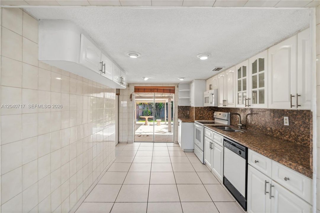 For Sale: $589,900 (4 beds, 3 baths, 2335 Square Feet)