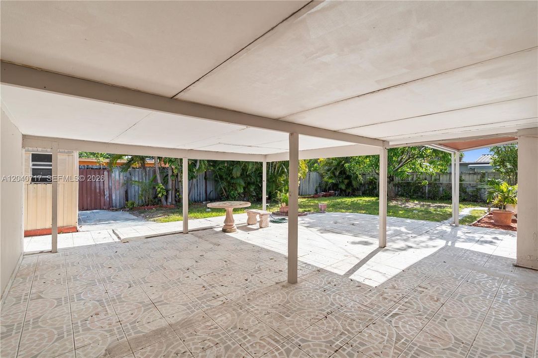 For Sale: $589,900 (4 beds, 3 baths, 2335 Square Feet)