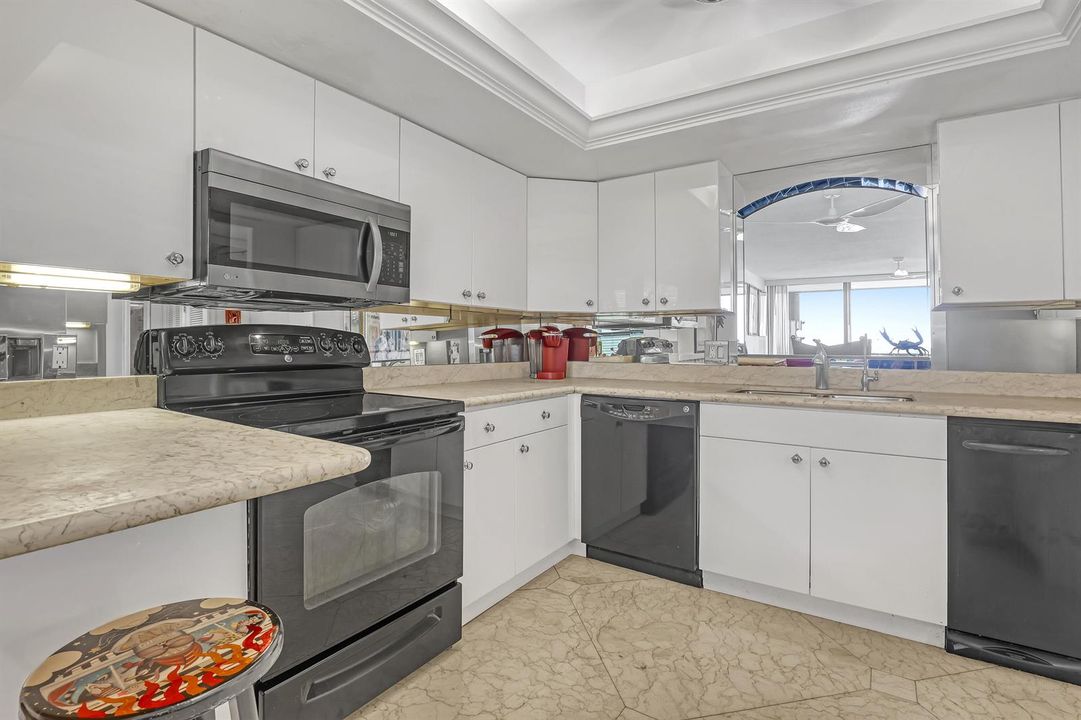 Kitchen With Tray Ceiling