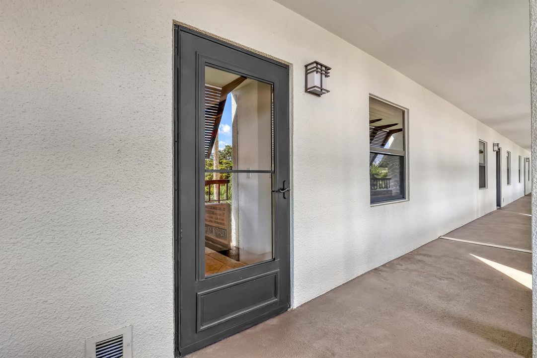 Your Private Entry — Unit 403