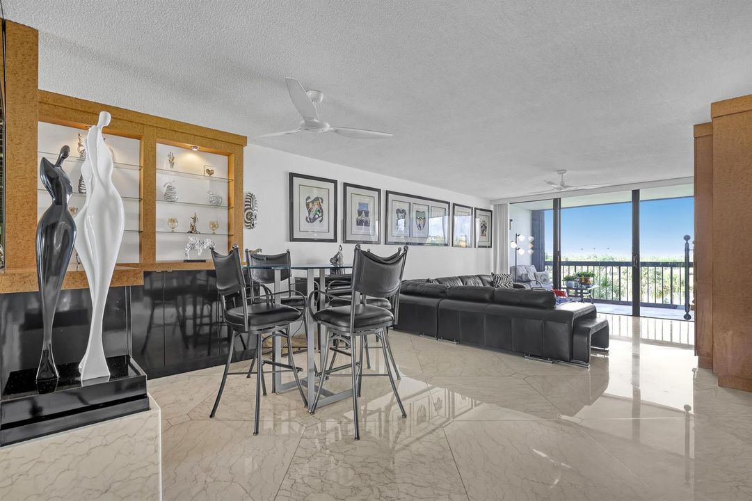 Open Dining With ICW Views