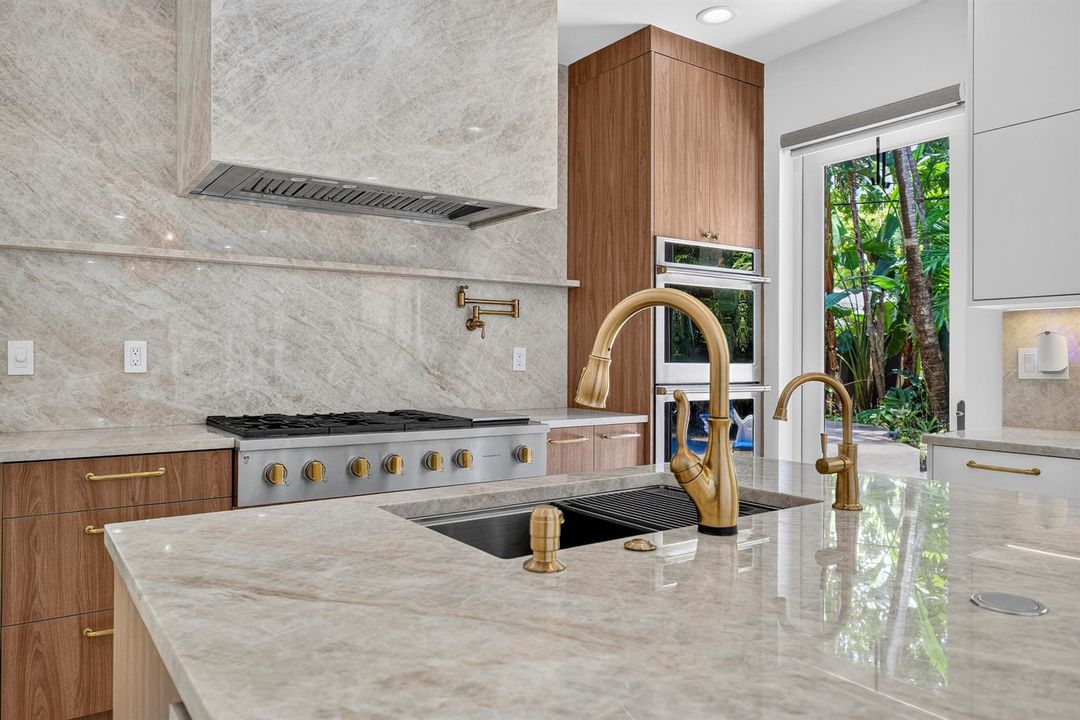 2719 NE 19th St. Coral Ridge - Fort Laud
