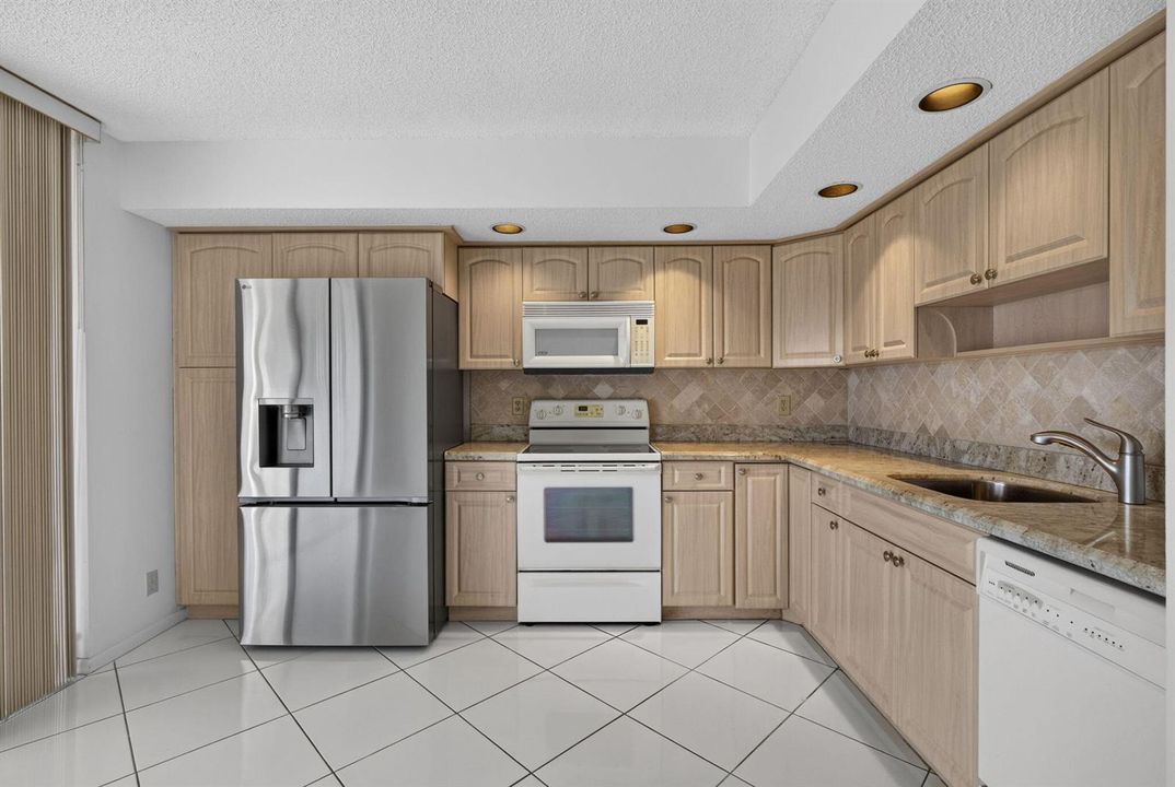 27-web-or-mls-BS1A4652