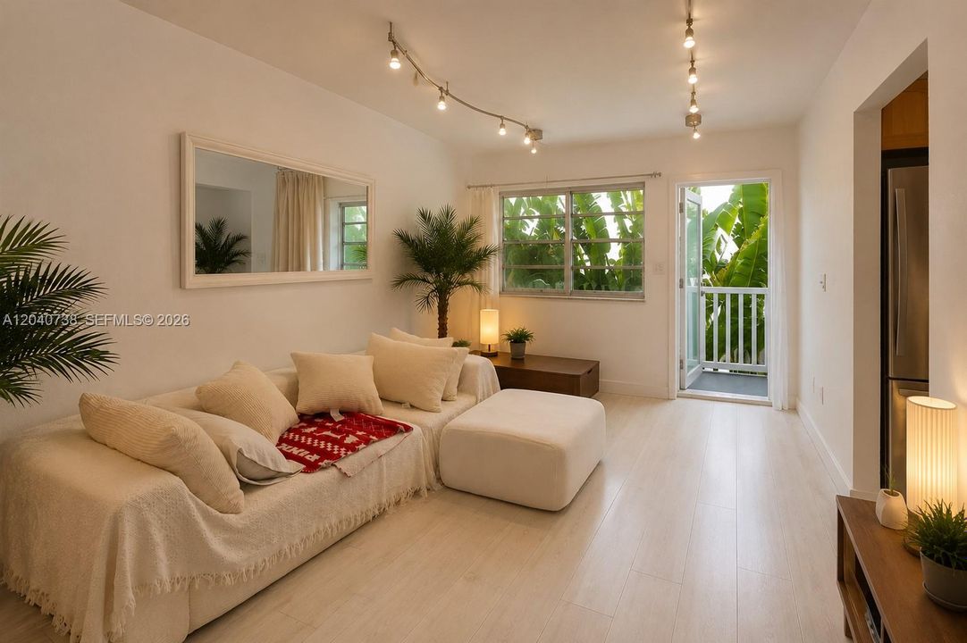 For Sale: $295,000 (1 beds, 1 baths, 520 Square Feet)