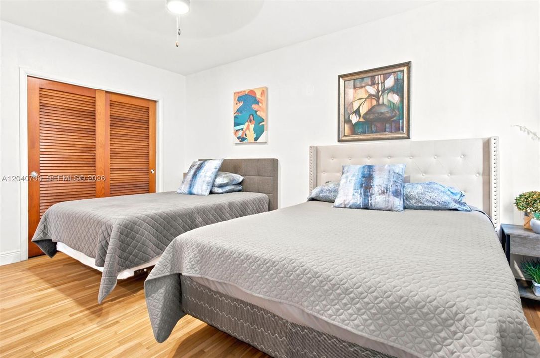For Rent: $5,500 (3 beds, 3 baths, 1949 Square Feet)